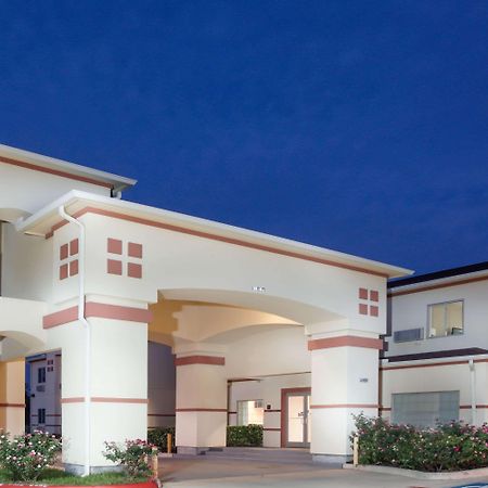 Super 8 By Wyndham Brenham Tx Exterior foto