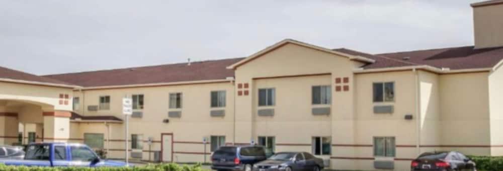 Super 8 By Wyndham Brenham Tx Exterior foto