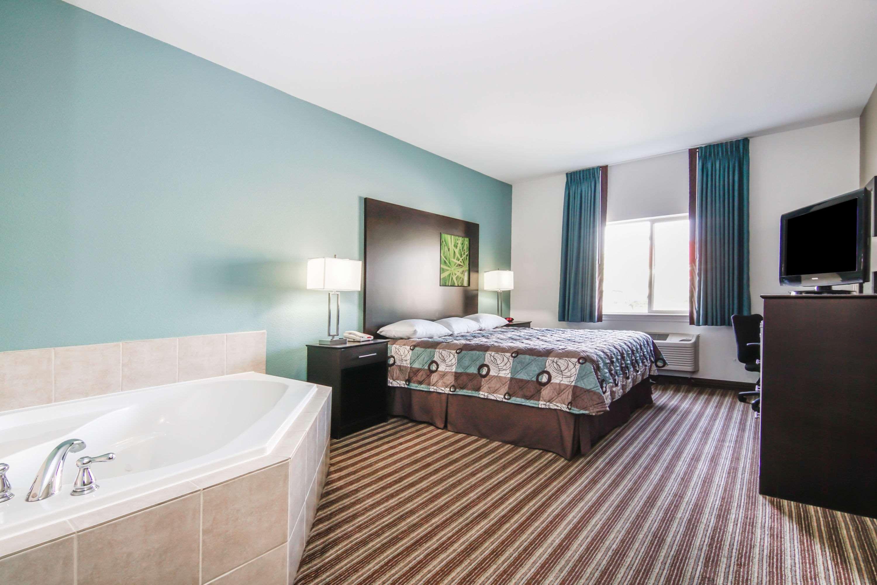 Super 8 By Wyndham Brenham Tx Exterior foto